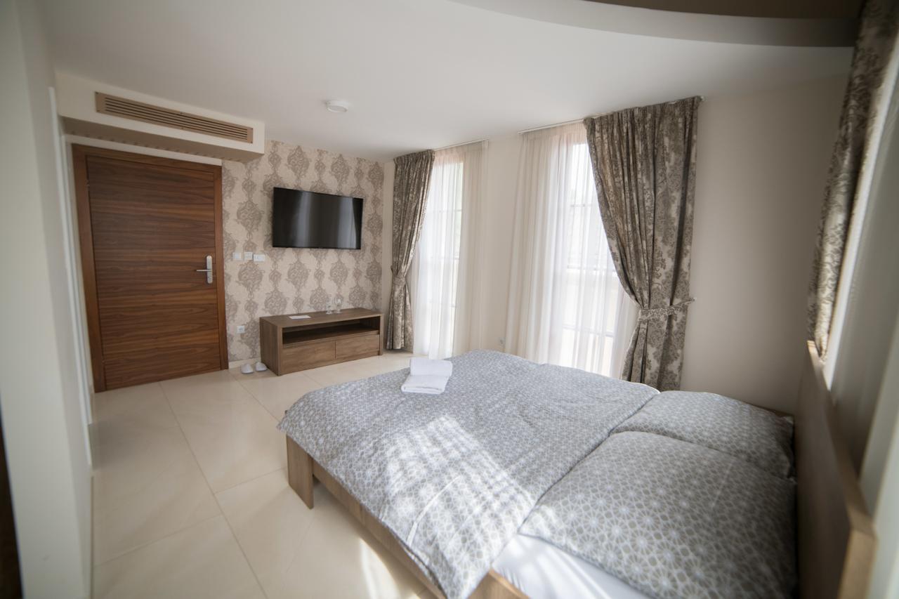 Hotel Urban Buzim Eksteriør billede