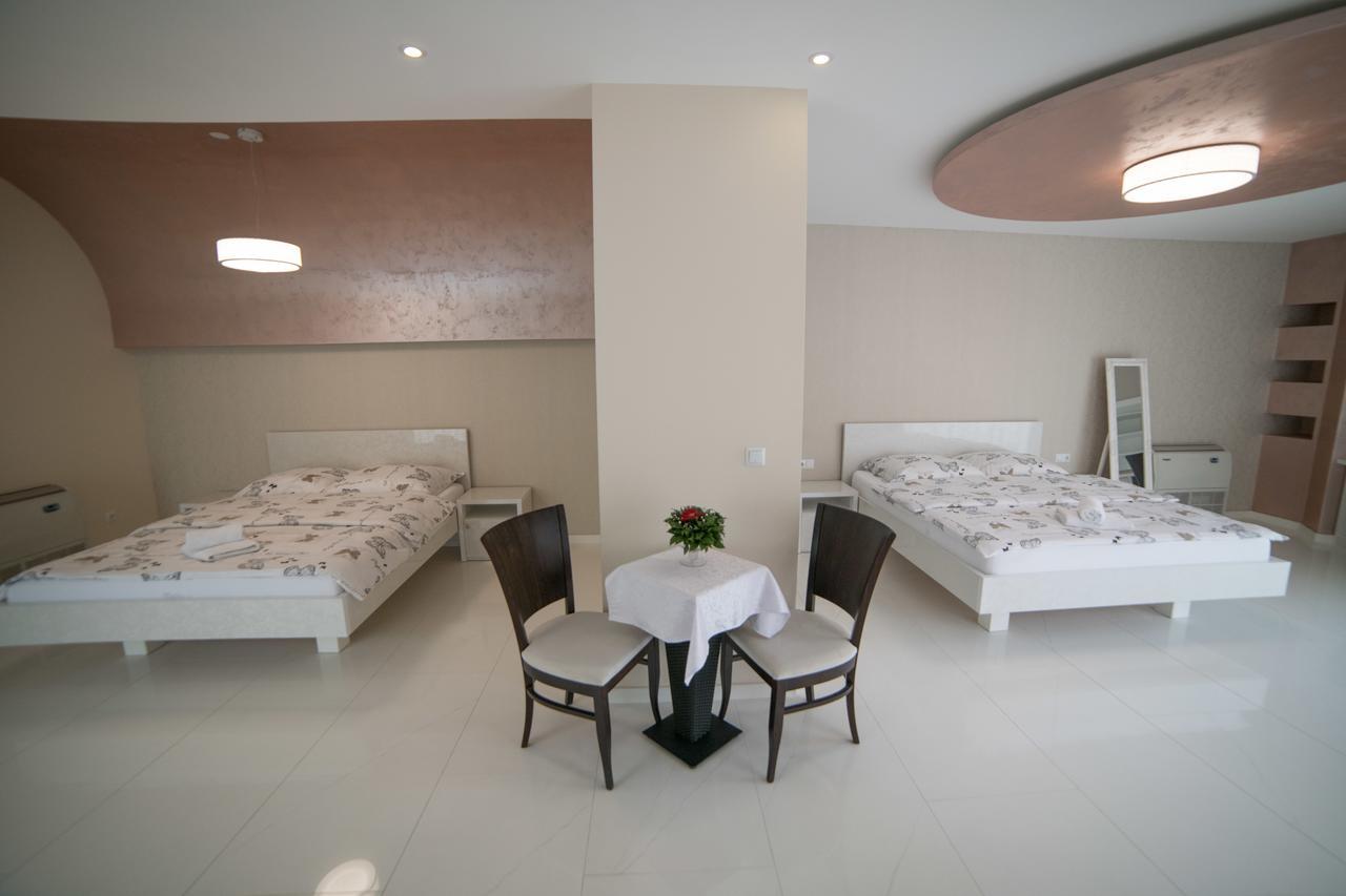 Hotel Urban Buzim Eksteriør billede