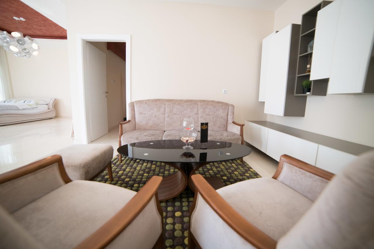 Hotel Urban Buzim Eksteriør billede